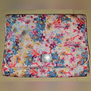 Nicole Miller New York Pink Floral Hanging Toiletry Bag, Brand New Without Tags!